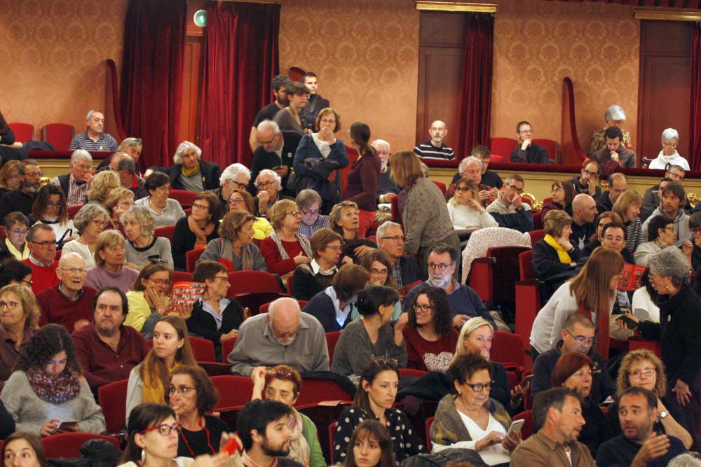 Acte de Guanyem Girona al Teatre Municipal de Girona