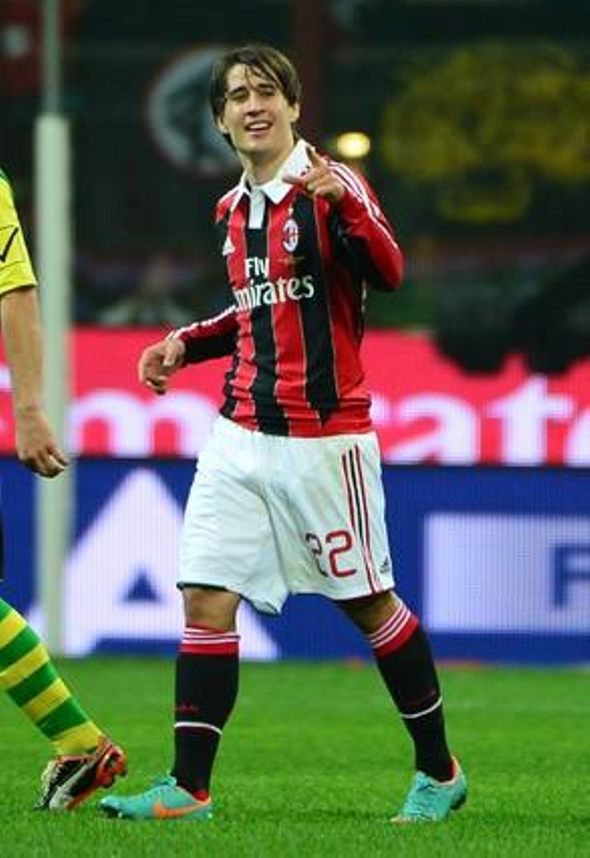 El davanter Bojan Krkic celebra un gol durant un partit de Sèrie A entre l’AC Milan i Chievo Verona. El davanter Bojan Krkic celebra un gol durant un partit de Sèrie A entre l’AC Milan i Chievo Verona.