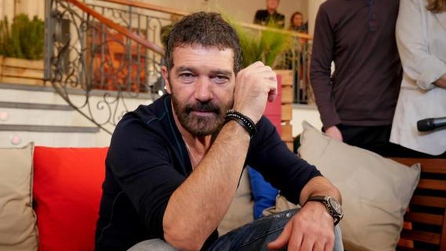 Antonio Banderas: &quot;Orgulloso de ti Alejandro. No a la violencia de genero&quot;