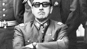 El dictador chileno Augusto Pinochet en 1973.