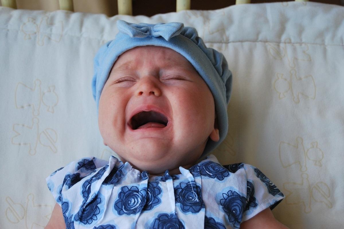 Los bebés lloran una media de entre una hora y media y tres horas al día.