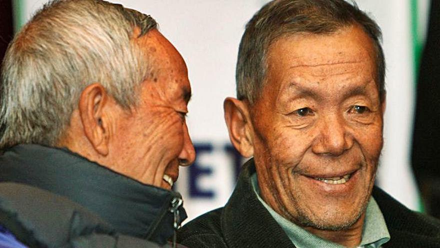 Muere el mítico sherpa que escaló diez veces el Everest sin oxígeno