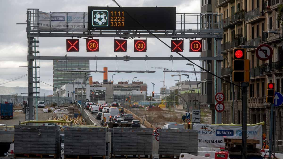 La entrada del túnel de Glòries