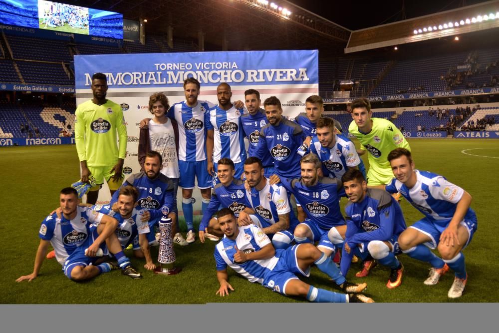 El Dépor golea al Corinthians en Riazor