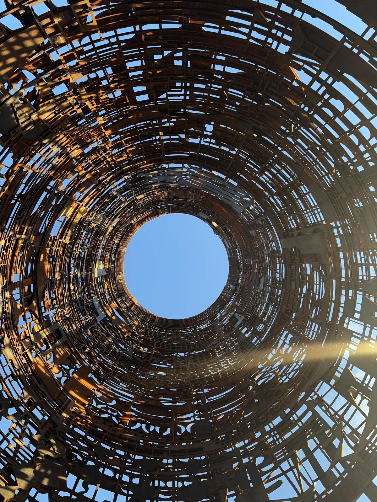 Imagen de la escultura.