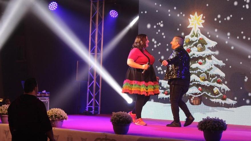 Arranca la séptima edición de la gran feria del ocio familiar &quot;Alhaurín Crea Navidad&quot;.