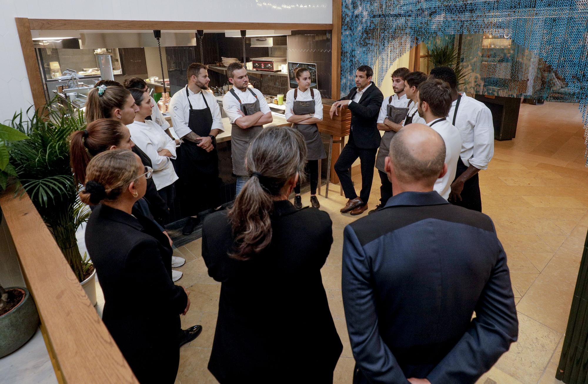 Andreu Genestra muestra la cocina y los secretos de su nuevo restaurante en Llucmajor