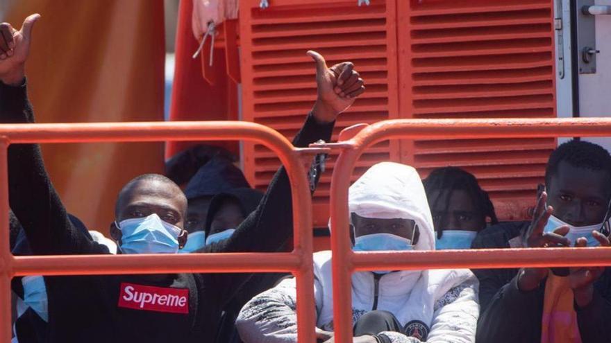 Interior acelera la repatriación de migrantes a Marruecos con más vuelos