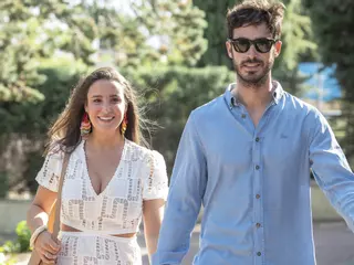 Marta Pombo vuelve del hospital solo con una de las mellizas: "No sabéis qué difícil ha sido"