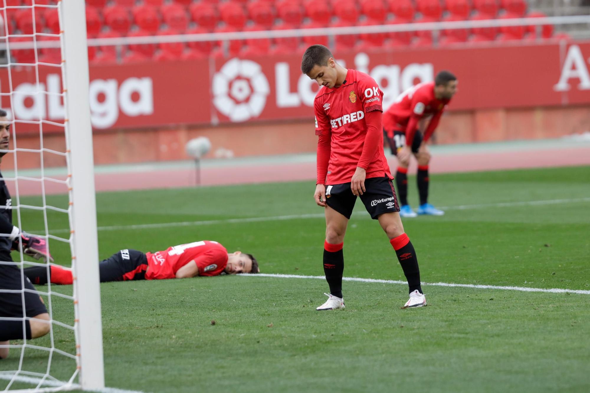 El Mallorca perdona al Espanyol y pierde