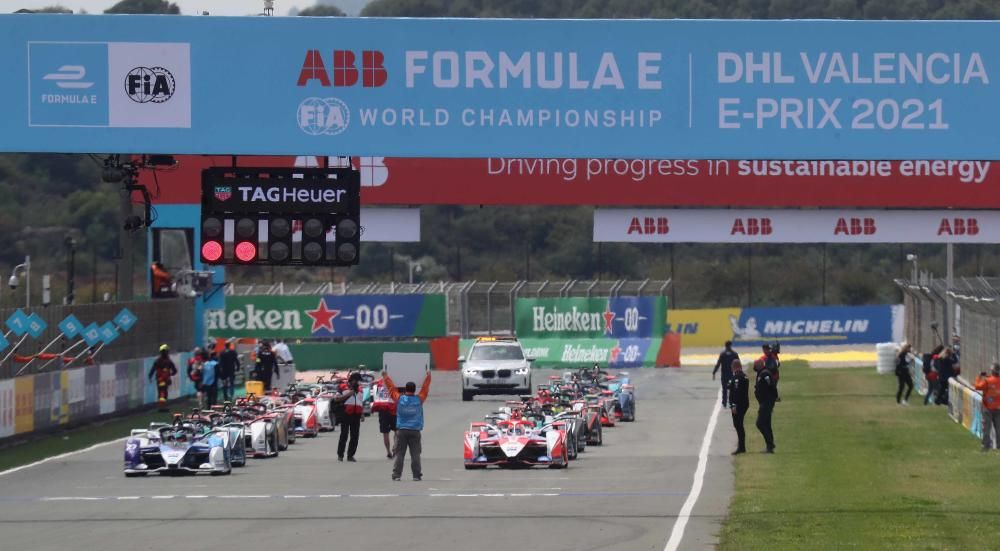 Domingo de carreras en Cheste con la Formula E