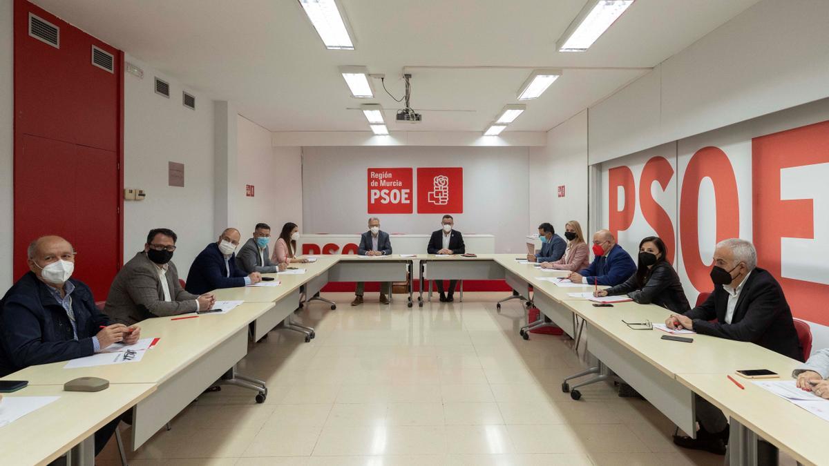 Reunión entre socialistas valencianos y murcianos, este lunes en Murcia