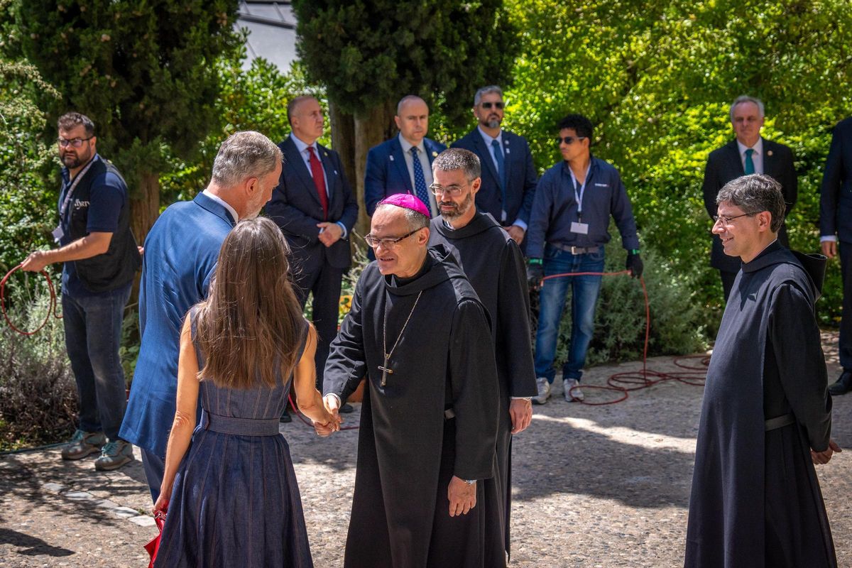 Los reyes Felipe y Letizia visitan Montserrat