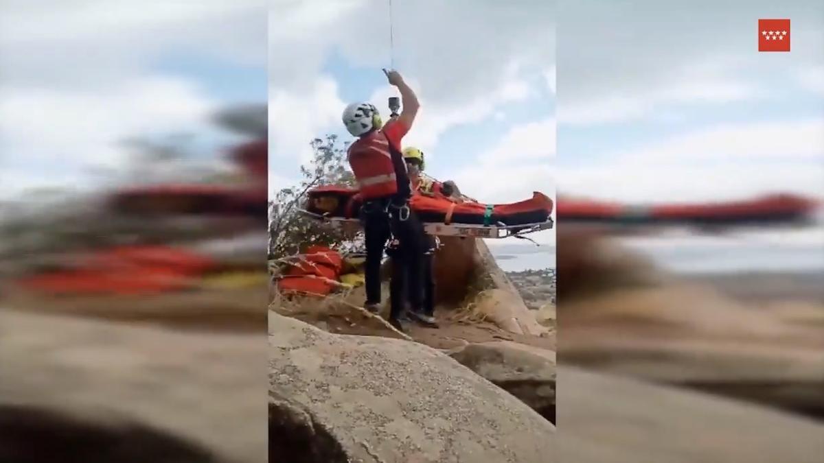 RESCATE PEDRIZA ESCALADOR | Los bomberos rescatan a un joven ...