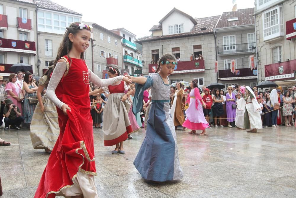 Ribadavia pone en marcha su máquina del tiempo con su Festa da Istoria.