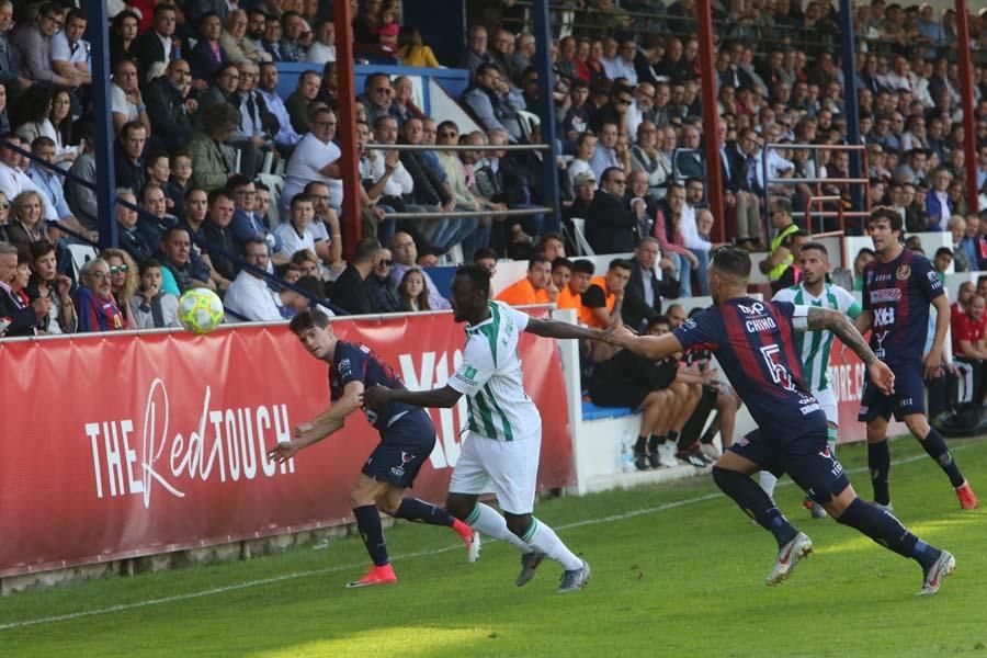 El Córdoba CF salva un punto ante el Yeclano