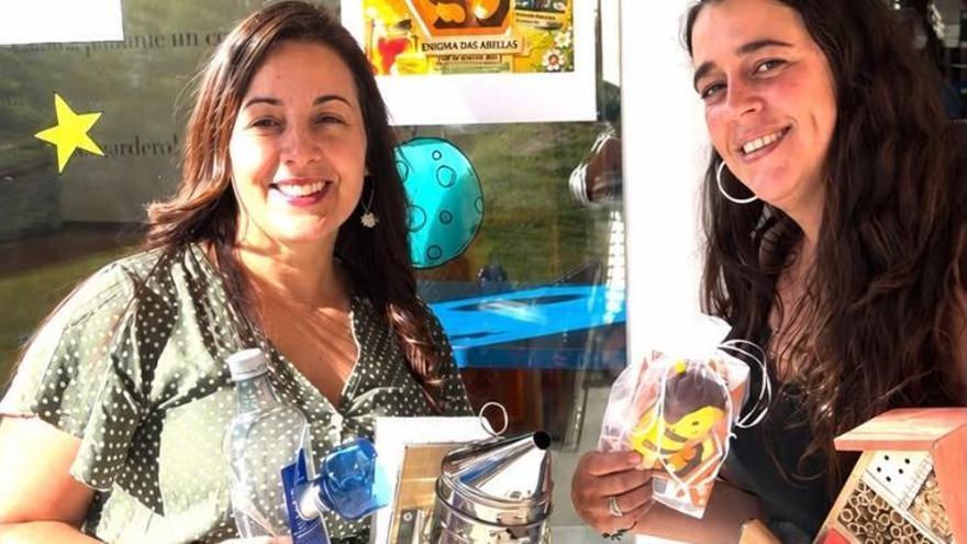 Soledad García prepara "Versos e abellas" en Paraísos de Papel.