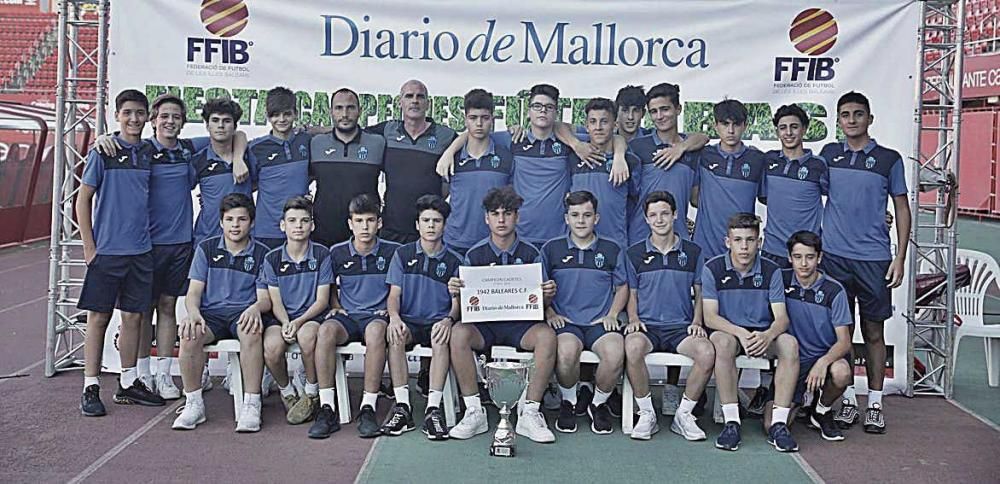 CAMPEÓN: 1942 Baleares. Cadete Segunda Liga A