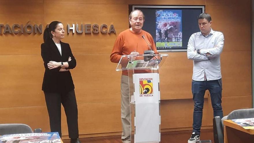 Antonio Biescas, Lola Ibort y José Antonio Sarasa en la presentación. | CD PALANTE