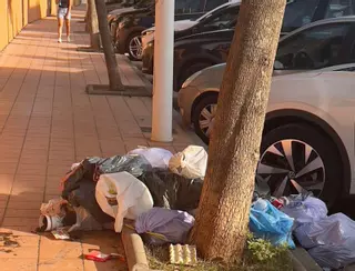 ¿Y para qué hay contenedores en Xàbia? Basura tirada aquí y allá
