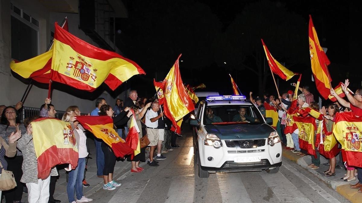 Guardia Civil saliendo de Algeciras hacia Catalunya