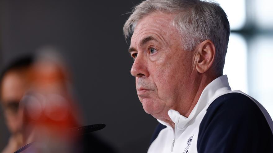 Carlo Ancelotti habla sobre las críticas: “No me he encontrado a ningún aficionado triste”