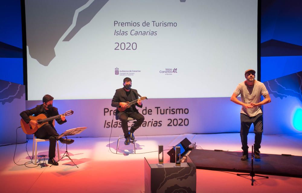 El acto tuvo lugar en el Auditorio Adán Martín.