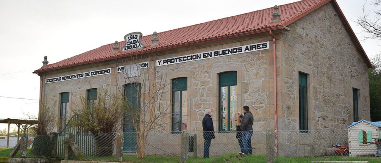 La escuela de la “Sociedad de Residentes de Cordeiro, Instrucción y Protección en Buenos Aires”.   | // FDV