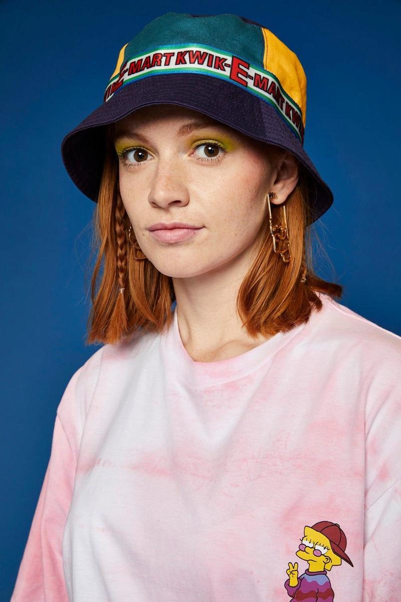 Gorra y sudadera de la colección de los Simpsons para Asos