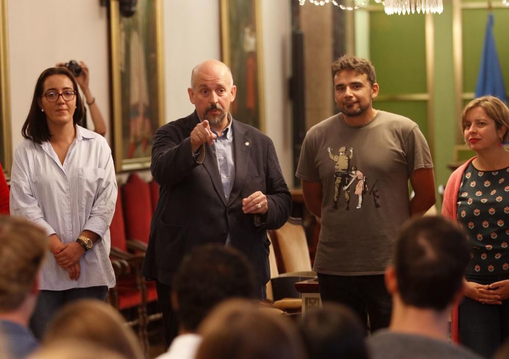 Los estudiantes de Bochum, en el Ayuntamiento