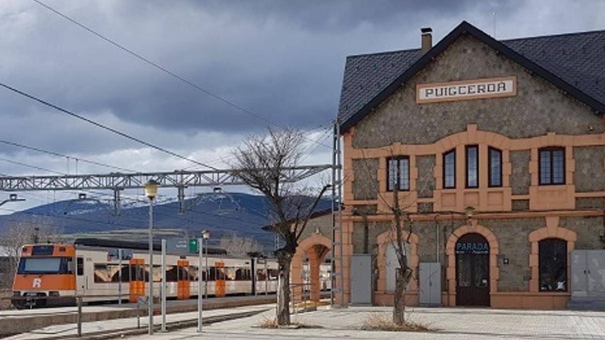 Un tren de Rodalies en la estación de Puigcderdà, el 25 de mayo del 2020