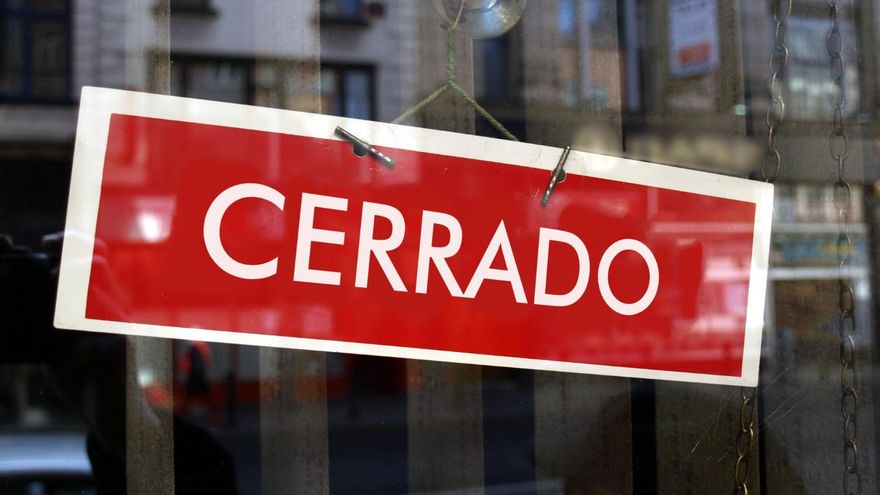 Más de 50.000 tiendas han cerrado en 5 años: así sobreviven los comercios de toda la vida ante el tsunami online