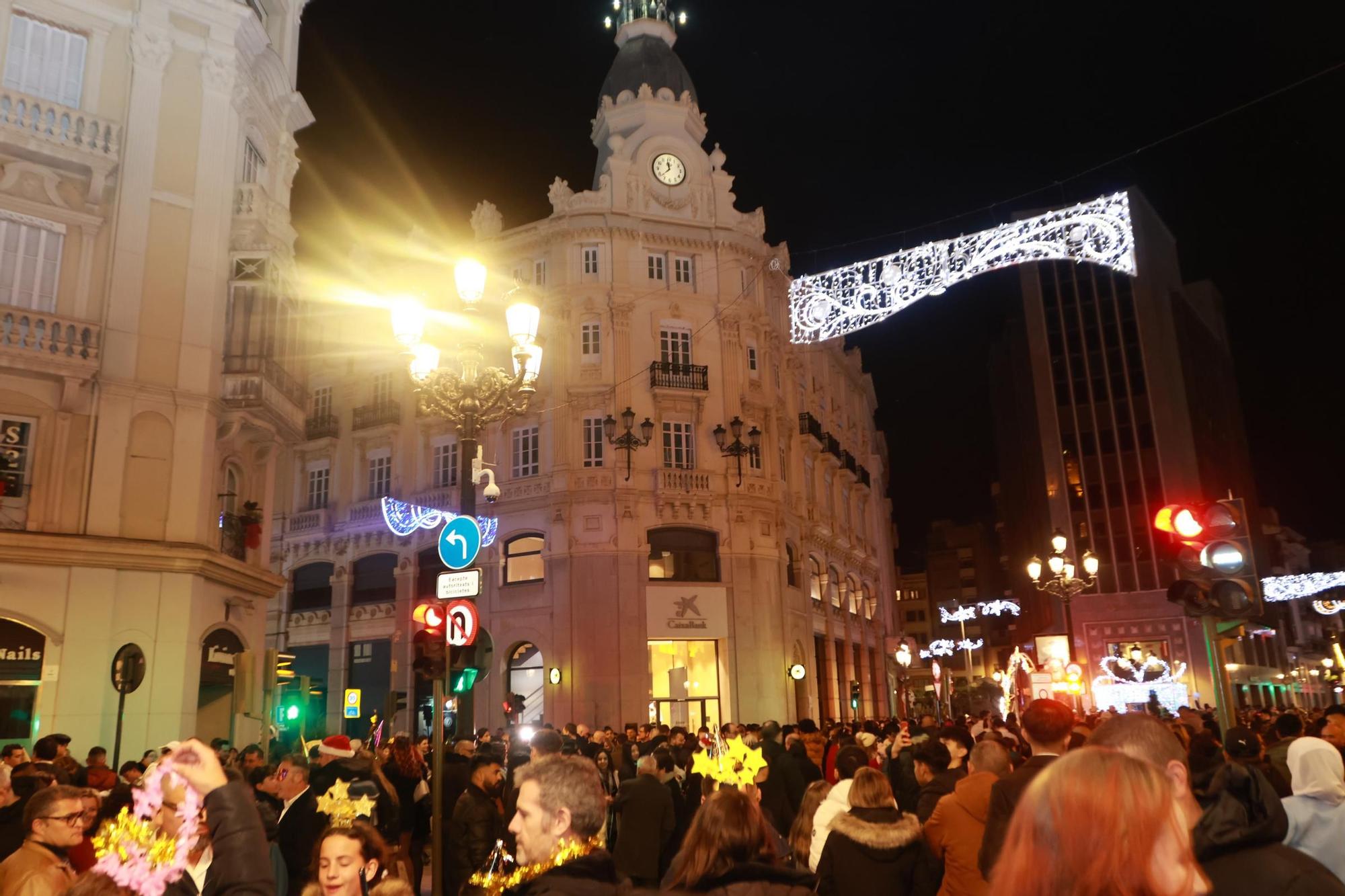 Así da la bienvenida Castelló al 2024: Búscate en la galería de fotos de Nochevieja