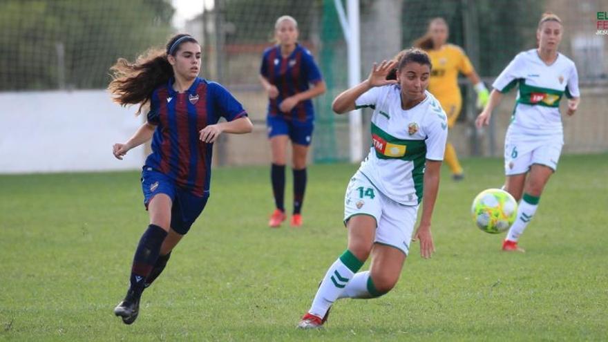 Un instante del encuentro entre el Elche Femenino y el Levante C