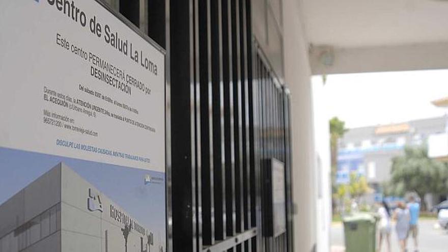 El Centro de Salud La Loma está cerrado hasta las 8 horas de mañana, mientras dura la fumigación.