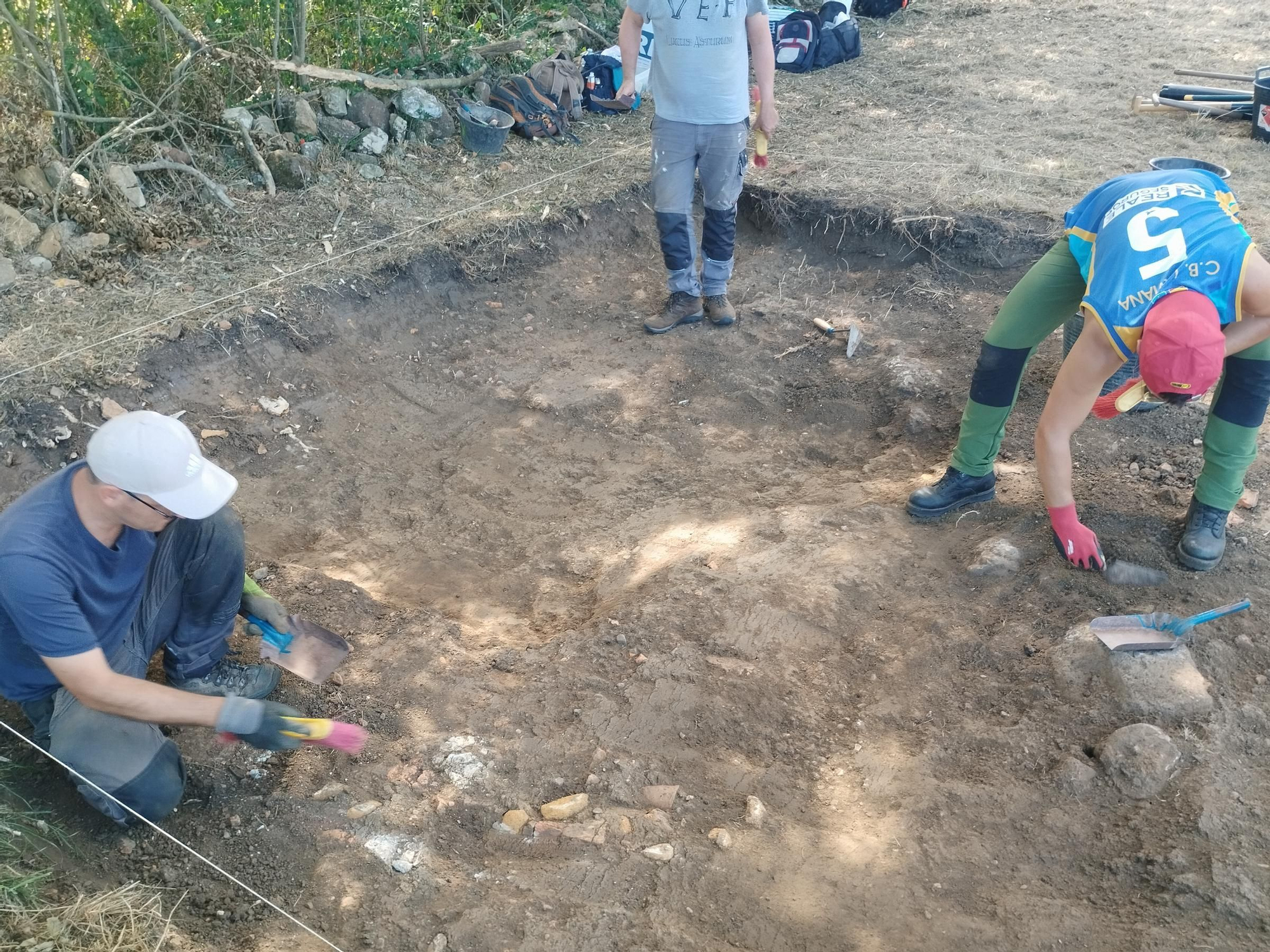 Así ha sido la primera jornada de excavación en Lucus Asturum este 2023