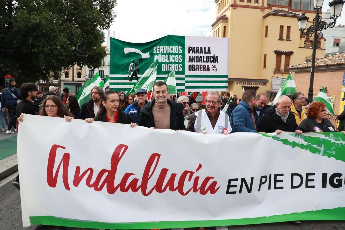 La izquierda sale a la calle para reivindicar el 4 de diciembre como el Día Nacional de Andalucía