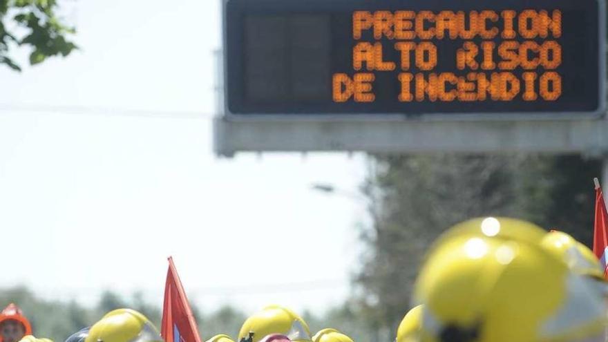 Movilización de los bomberos de los parques comarcales en 2013.