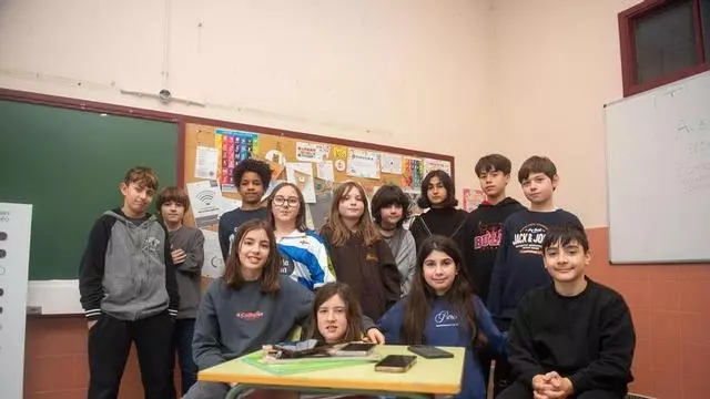 Alumnos del CEIP Curros Enríquez hacen balance de los dos años sin móviles en las aulas