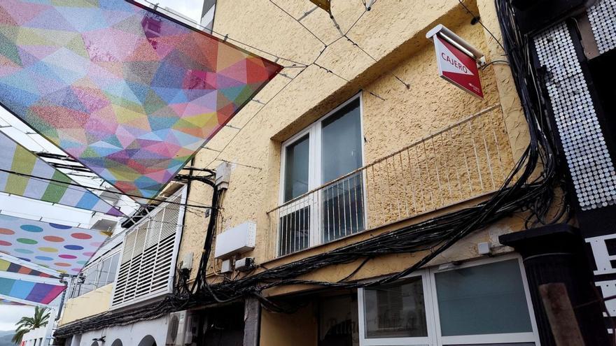 Comienza el cambio de imagen del West, pero sigue la maraña de cables | J. M. L. R.