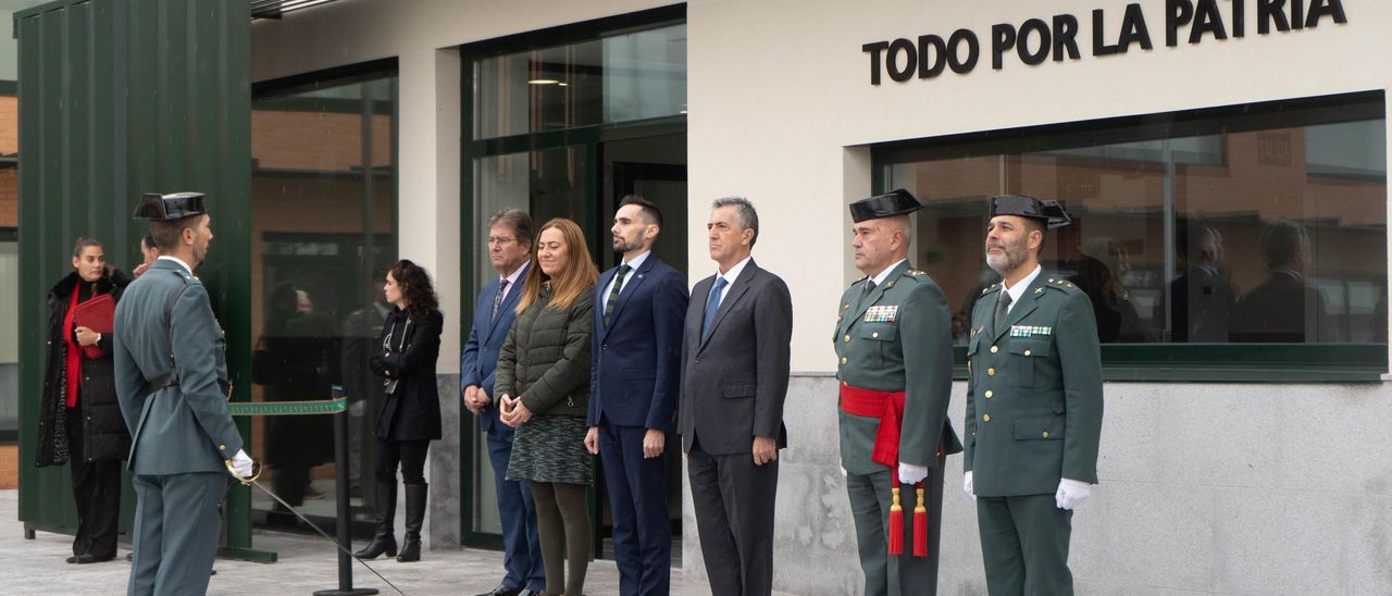 Fuentesaúco presenta su nuevo Cuartel de la Guardia Civil