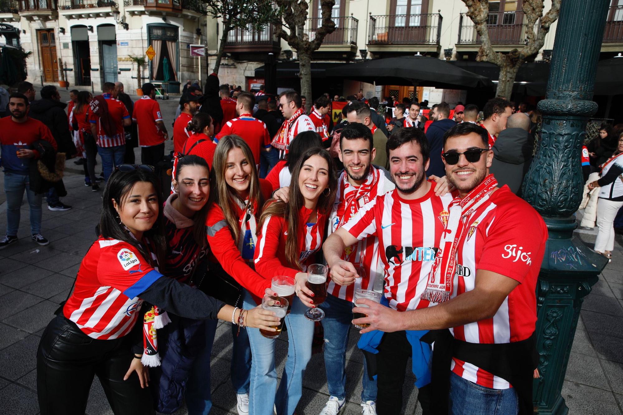 La Mareona del Sporting inunda el centro de Santander