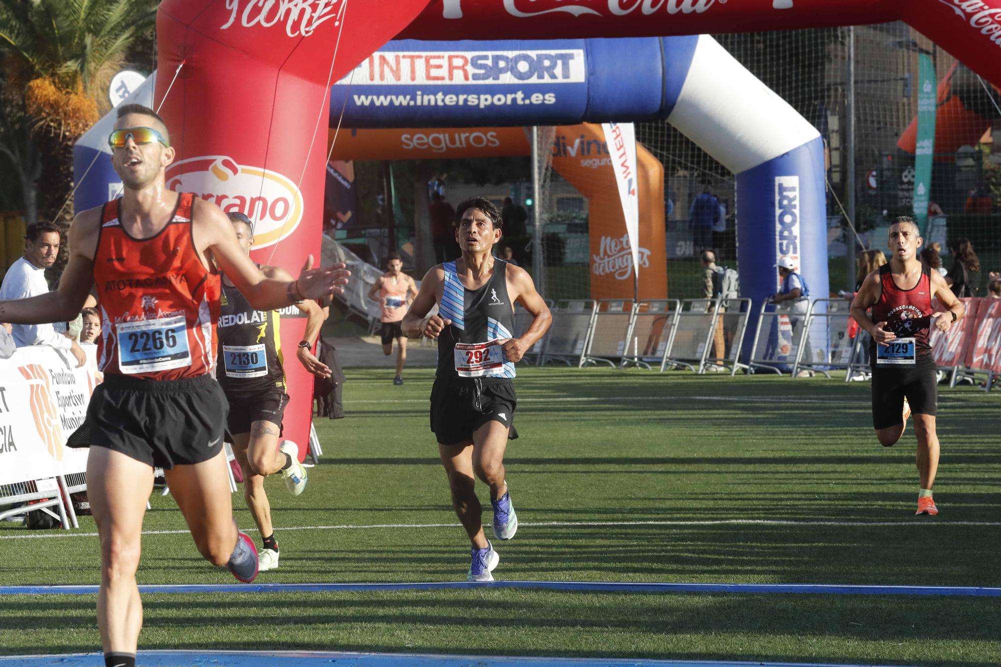 ¡Búscate en la X Carrera de la Universitat de València!