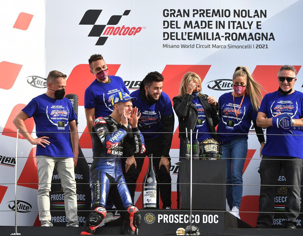 Márquez gana el GP de Emilia Romaña y Quartararo conquista el título.