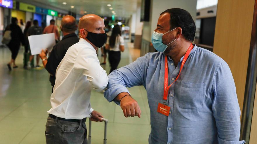 Los hoteleros quieren que  el plan piloto del pasaporte sanitario empiece en Ibiza