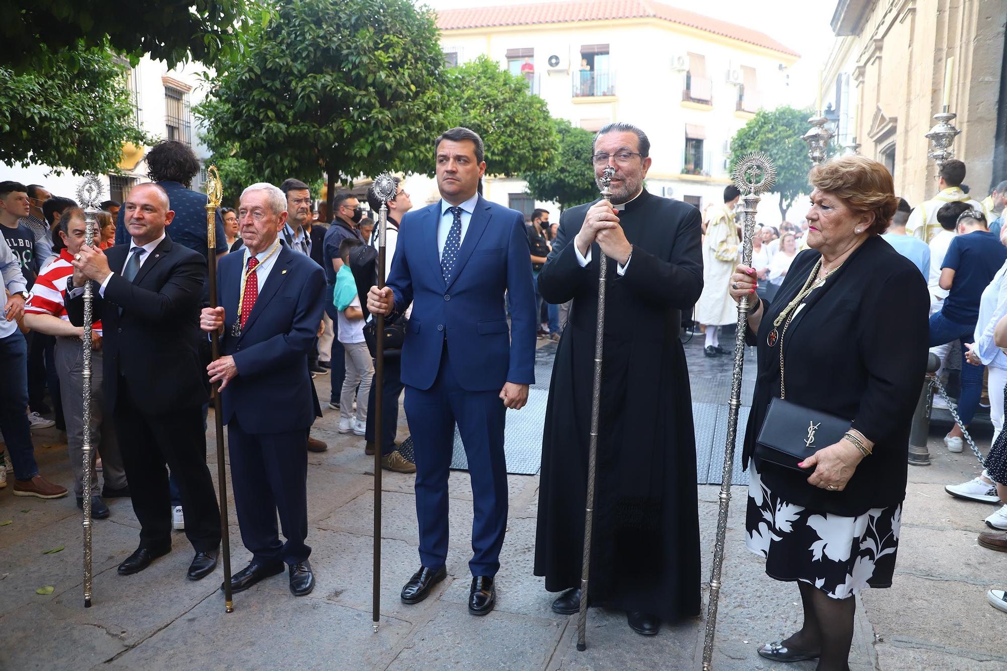 San Rafael procesiona por las calles de Córdoba