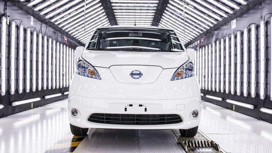 Nissan mira a Inglaterra mientras medita sobre Europa