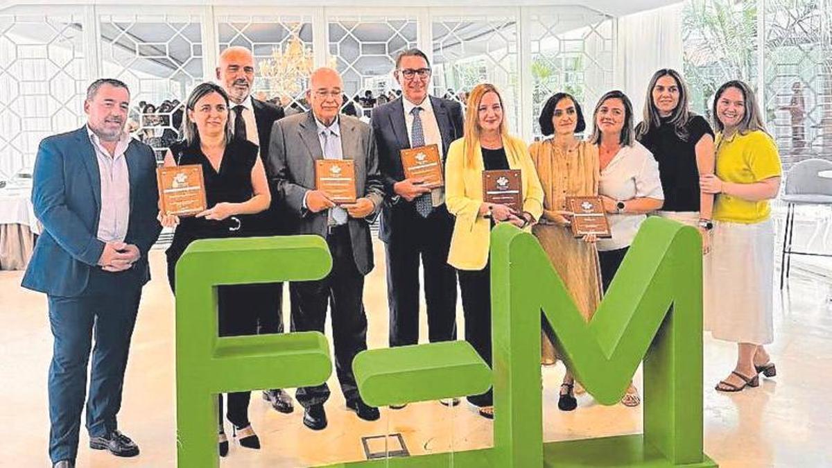 Foto de la gala con los premiados.