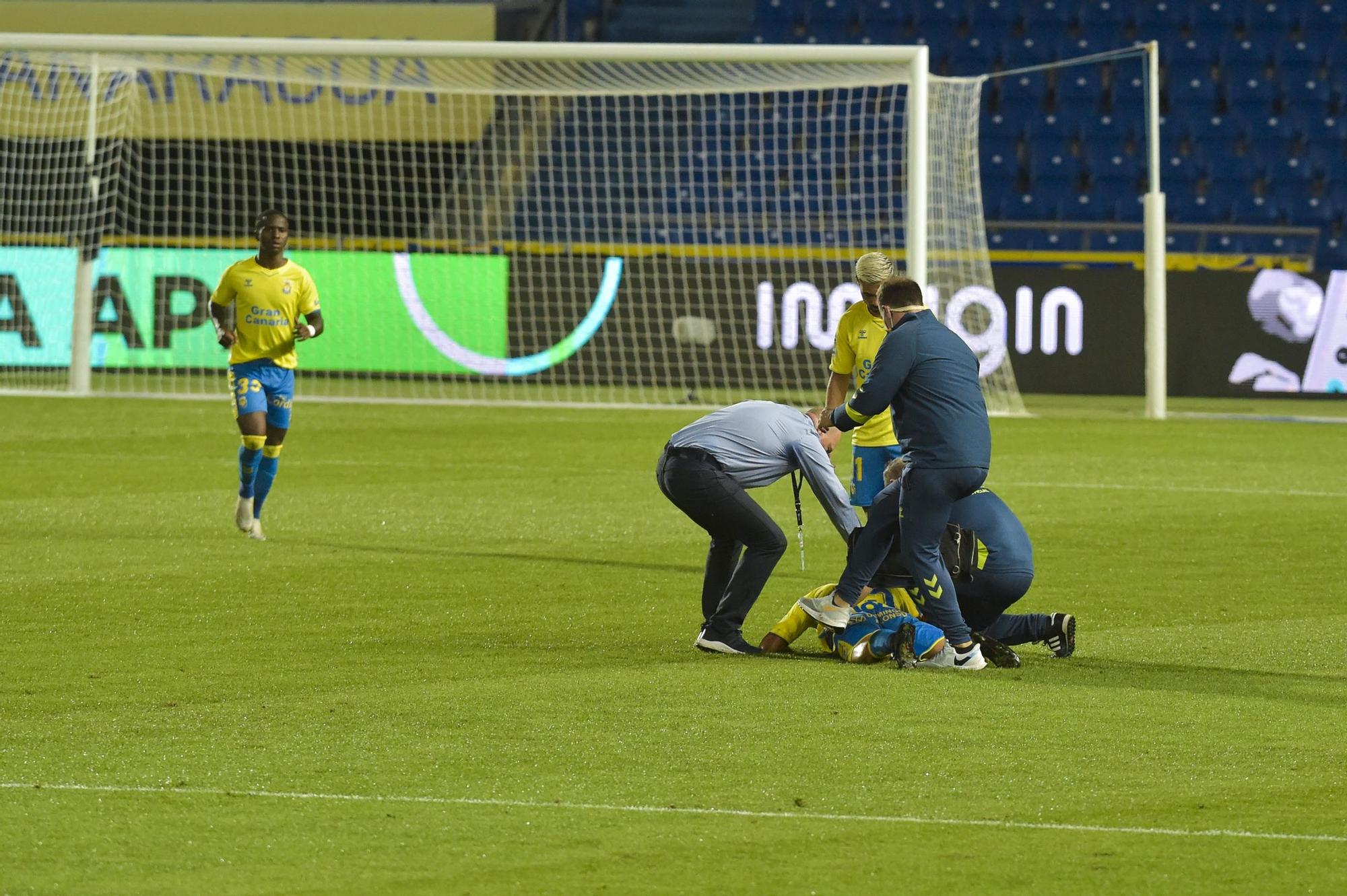 El partido del derbi UD Las Palmas - CD Tenerife, en imágenes