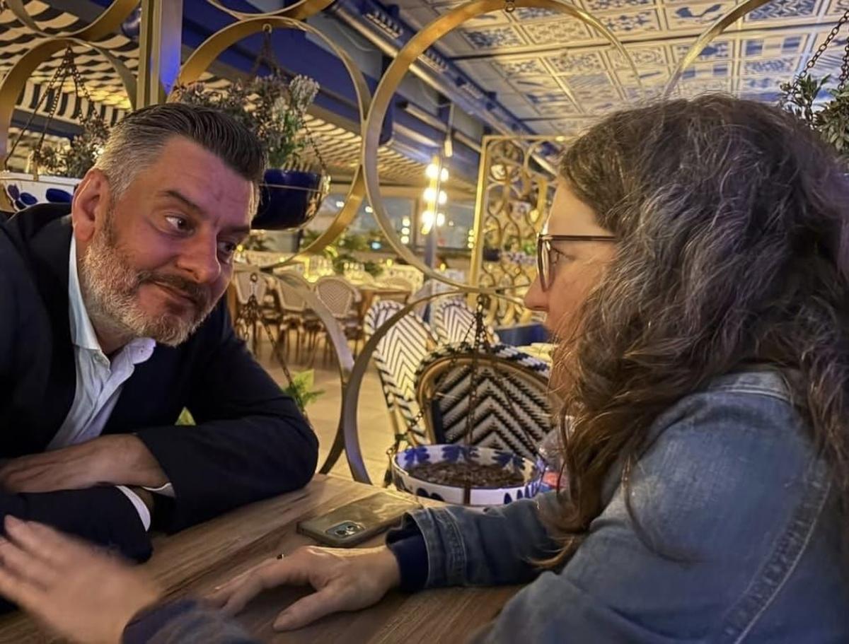 Carlos Galiana y Mónica Oltra.